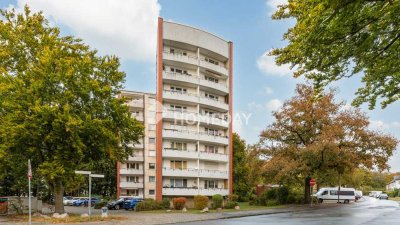 Kernsanierte Drei-Zimmer-Wohnung mit Loggia - Erbbaurecht vorhanden