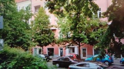 2 Zimmer Wohn/Gewerbeeinheit mit Hostel Genehmigung in Berlin-Weißensee