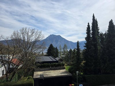 Modern sanierte Garçonnière mit schöner Aussicht auf Traunstein und Traunsee