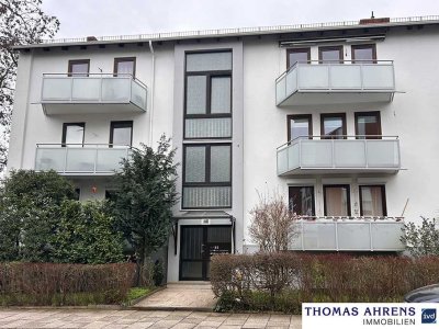Schwachhausen: Sofort frei! Helle 3-Zimmerwohnung in begehrter Lage. Balkon. Neue Heizung im Haus.