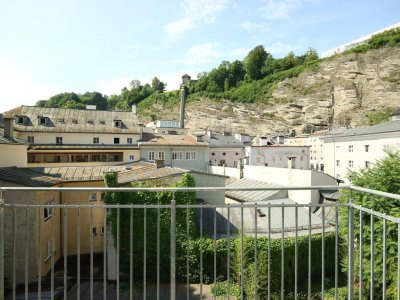 Traumhafte 3-Zimmer-Stadtwohnung mit Balkon
