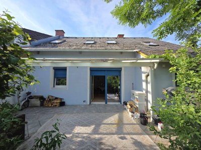 Geräumige Doppelhaushälfte mit sonnigem Garten!