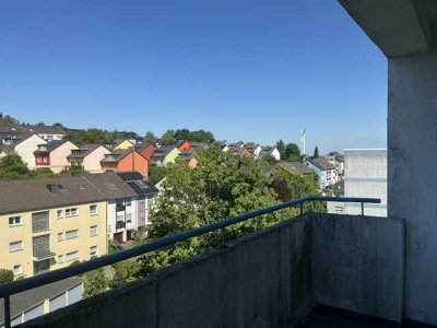 Familienwohnung mit 3 Zimmern und Balkon in ländlicher Umgebung
