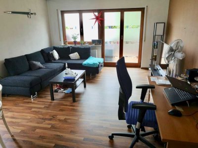 Große 2-Zimmer Wohnung in Bulach