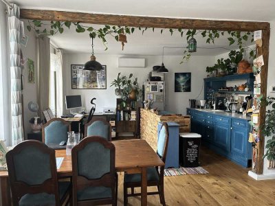 Schöne möblierte Altbauwohnung mit Komfort im Herzen von Ingolstadt - PROVISIONSFREI