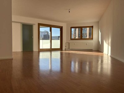 Penthouse mit 3 sonnigen Zimmern mit Eckbalkon-City West/Tiergarten zwischen Zoo und Nollendorfplatz