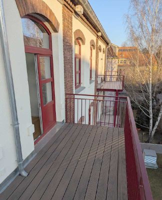 Morgensonne! Erstbezug in saniertem Altbau mit EBK und Balkon