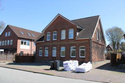 Frisch renovierte 2 Zimmer Wohnung in schöner Randlage sofort frei !