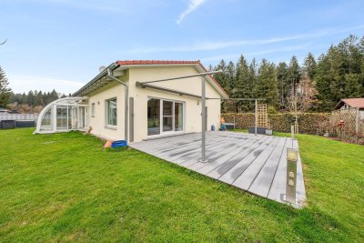 NEUWERTIGER BUNGALOW IN RUHIGER LAGE IN SCHNEEGATTERN