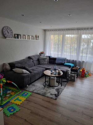 Moderne 4,5-Zimmer-Wohnung mit zwei Balkonen und EBK am Goldberg