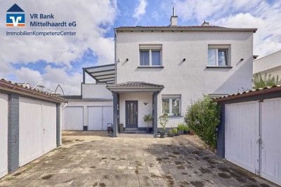 Modernes Einfamilienhaus mit separater Einliegerwohnung in Ludwigshafen-Friesenheim!