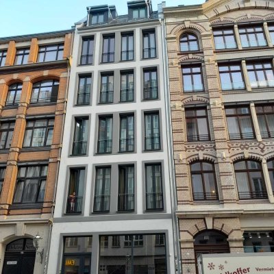 Zweiraum-Maisonnette mit Einbauküche im Stadtzentrum