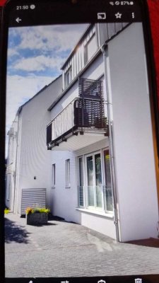 Stilvolle 3-Zimmer-Maisonette-Wohnung mit gehobener Ausstattung mit Balkon in Flörsheim-Wicker