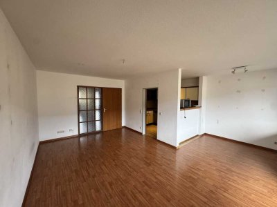 Familienfreundliche 4-Zimmer Wohnung mit 2 Balkonen, ca. 98m2 Wohnfläche und Duplexstellplatz