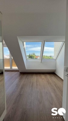 # SQ - ELEGANTE 2 ZIMMER DG-WOHNUNG MIT 2 TERRASSEN
