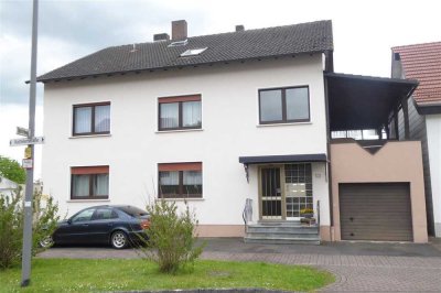 Top gepflegtes 3-Familienhaus mit malerischem Grundstück in Bestlage Neuhof