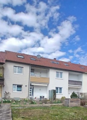 Wohnen mit Stil und Komfort: Reihenmittelhaus mit Sauna und viel Charme in Reutlingen