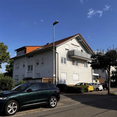 Bezugsfreie 3-Zimmer-Mietwohnung
mit Balkon und Garage in Forst!