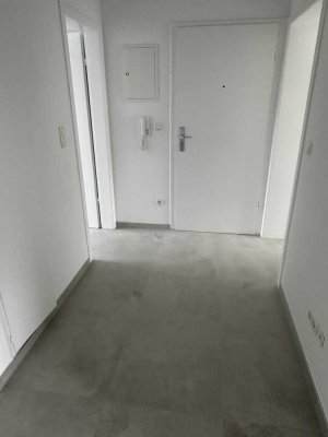 Erstbezug nach Sanierung mit Balkon: schöne 3-Zimmer-Wohnung in Ratingen