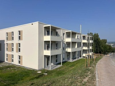 Hochwertige 2 Zimmerwohnung im Erstbezug – Stellplatz & Küche inklusive