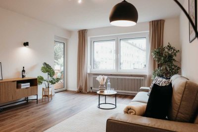 Erstbezug nach Sanierung: Sonnige 3-Zimmer-Wohnung mit Stellplatz (ohne Maklerprovision)