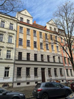 lichtdurchflutete 3 Zimmerwohnung in Schleußig