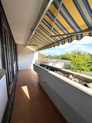 MZ-Finthen: 2 ZKB, EBK, Balkon, Garage, (Studenten-)WG möglich, nahe Universität