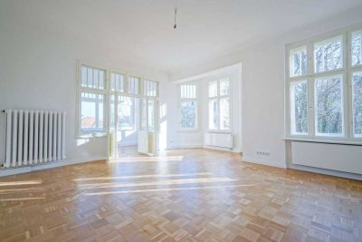 Viel Platz für große Träume – Dachgeschosswohnung mit Balkon & Aufzug