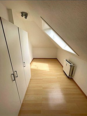 Helle Zwei-Zimmer-Wohnung in Zentraler Lage