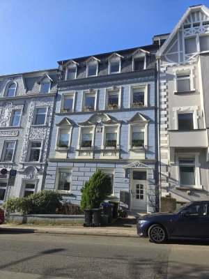 *** gemütliche Dachgeschosswohnung mit ausgebautem Dachboden ***