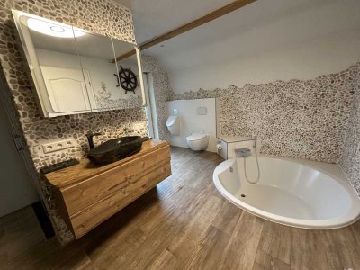 Luxuriöse 2,5 Zimmerwohnung