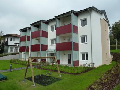 Moderne 3 Zimmerwohnung mit großer Loggia in Wendling