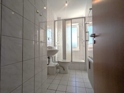 Frisch renovierte helle Wohnung in Bochum Wattenscheid