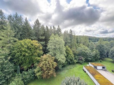 Helle Wohnung mit tollem Weitblick ins Grüne