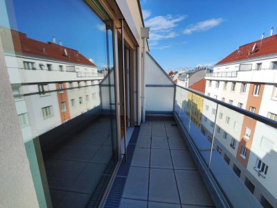 SONNIGER NEUBAU DACHGESCHOß-3-Zimmer-ERSTBEZUG mit Balkon! Top 1/39