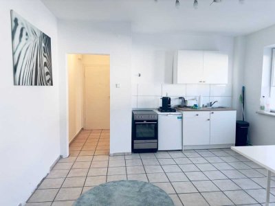 Voll möblierte 2-Zimmer-Wohnung (ca.50m²) mit Hausmeistertätigkeit in Herne
