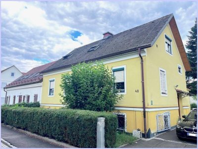 Stadthaus - Wohnhaus, ruhige Lage in Feldbach, toller großer Garten, 1350m2 Bauland , 145m2 Wfl..