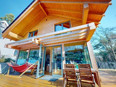 Naturnahes Wohnen trifft Design: Hochwertiges Zuhause in ruhiger Lage