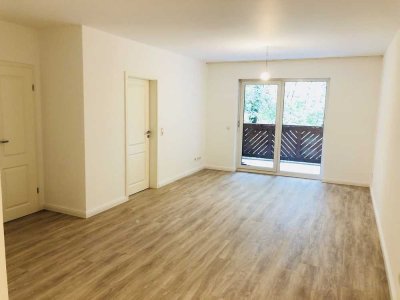 Moderne 2-Zimmer-Wohnung mit Balkon und EBK in Bergheim