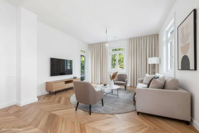 Charmantes 2-Zimmer-Altbaujuwel: Wohntraum mit Balkon und idyllischem Grünblick