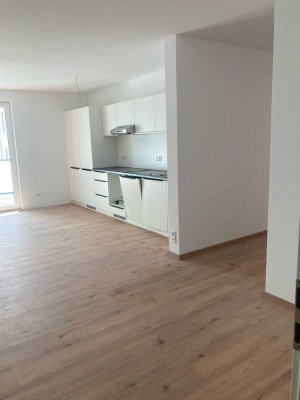 Erstbezug- inklusive EBK vom Schreiner in der Innenstadt