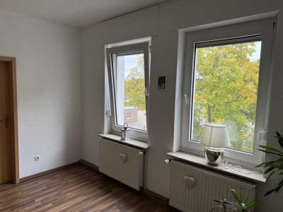 Helle 2 Zimmer Wohnung in sehr guter Lage