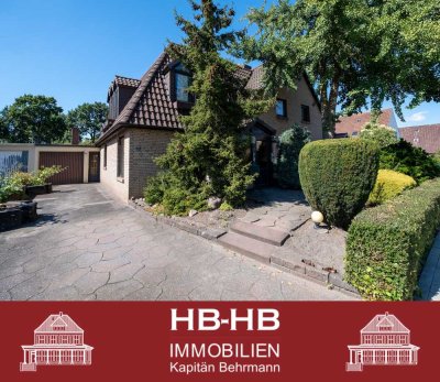 Große Doppelhaushälfte mit Garage und fast 900 m² Grundstück in Sackgassenlage