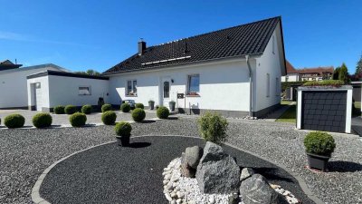 Moderner Bungalow in Toplage