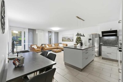 ! Haus im Haus ! Modernisierte 4,5 Zimmer mit eigenem Eingang und Garten in Ippendorf