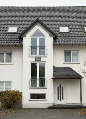 Im Herzen Dotzheim, ab Sofort ! Sonnige, großzügige 3 ZKB EG-Whg