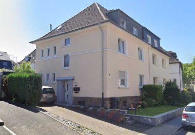 Ca. 200 m² großes Dreifamilienhaus in ruhiger Lage am Ischeland mit Garage und Garten