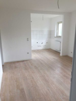 Lünen-Brambauer: kernsanierte 2-Zimmer Wohnung, verfügbar zum 01.05.2024