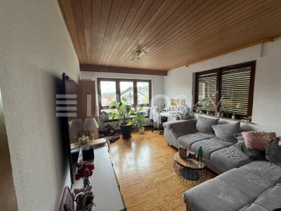 "Luxuriöses Wohnen: Zweifamilienhaus mit erstklassigem Dachgeschoss!"