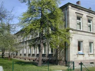 Renovierter 3-Zimmer- Altbau-Charme in Stadtlage sucht nette Mieter